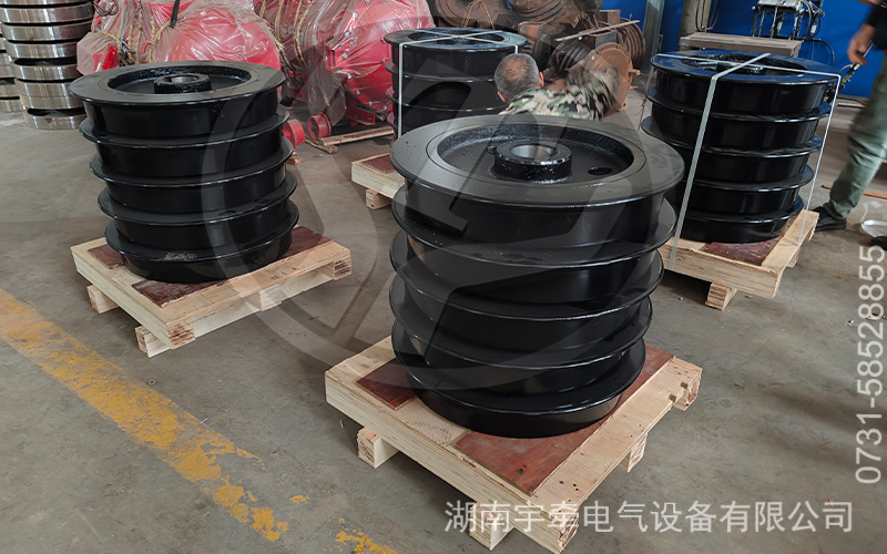 礦用井下電機車配件出口 1.jpg