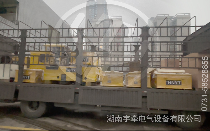 2.5噸及3噸蓄電池電機車出口海外 3.jpg